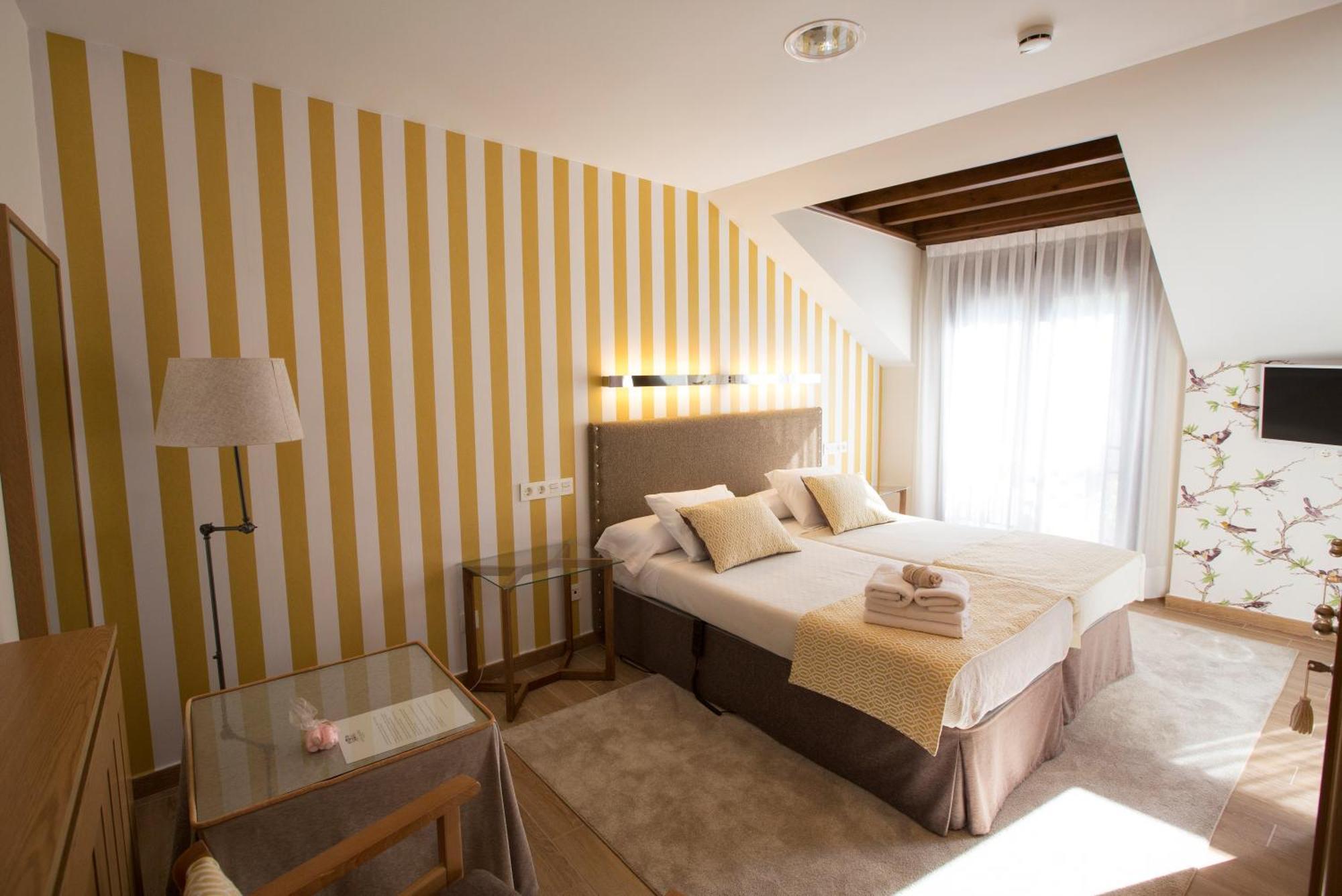 Hotel La Casona De Llerices Cangas de Onís Quarto foto